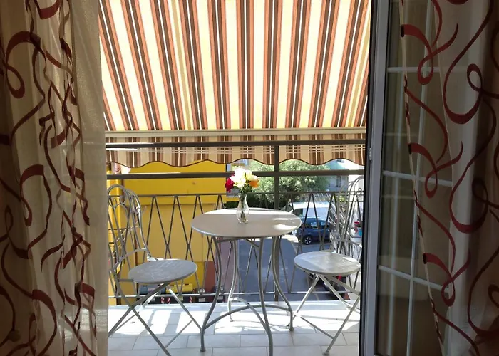 Casa Margherita 2, Con Box X Auto E Bike Apartamento Finale Ligure