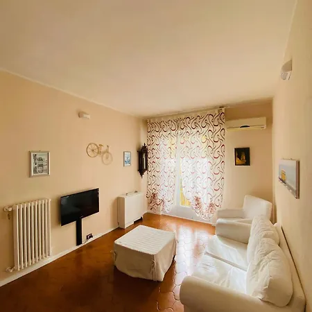 Casa Margherita 2, Con Box X Auto E Bike