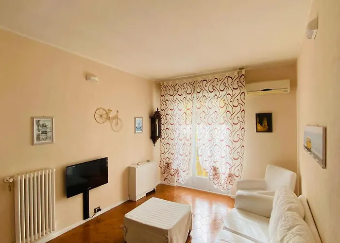 Casa Margherita 2, Con Box X Auto E Bike