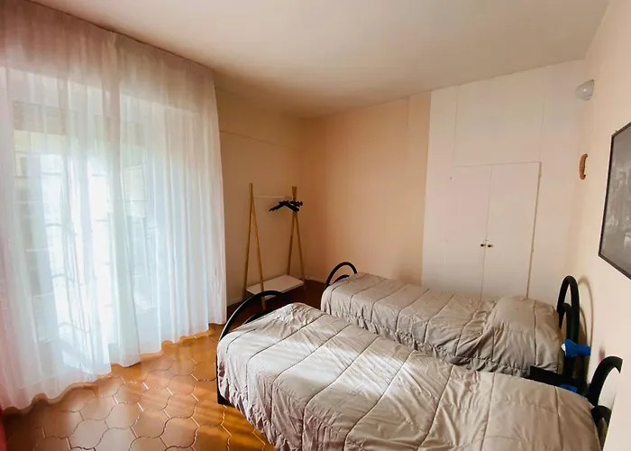 Casa Margherita 2, Con Box X Auto E Bike * Finale Ligure