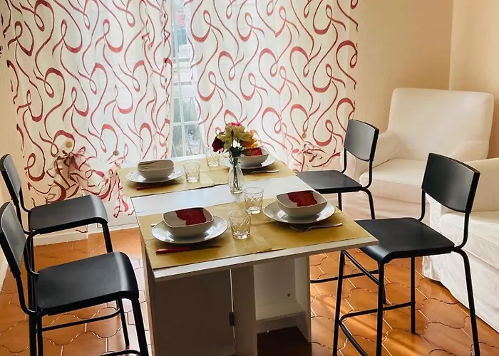 Lägenhet Casa Margherita 2, Con Box X Auto E Bike Finale Ligure